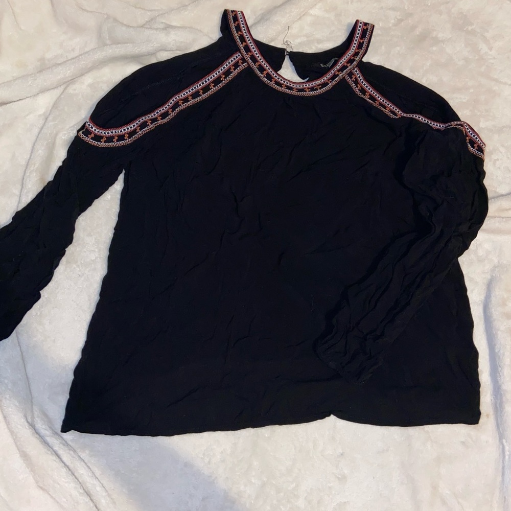 Aztec esque long sleeve blouse♥️